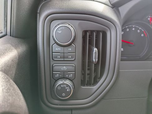 Used 2025 Chevrolet Silverado 1500 W/T w/ WT Value Package image 21