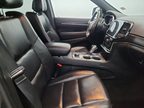 Used 2021 Jeep Grand Cherokee Limited image 21