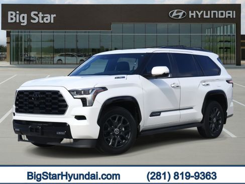 Used 2024 Toyota Sequoia Platinum image 1