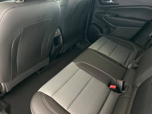New 2026 Chevrolet Trax LT w/ Sunroof Package FWD image 12