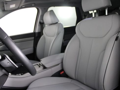 Used 2025 Hyundai Palisade SEL FWD image 19
