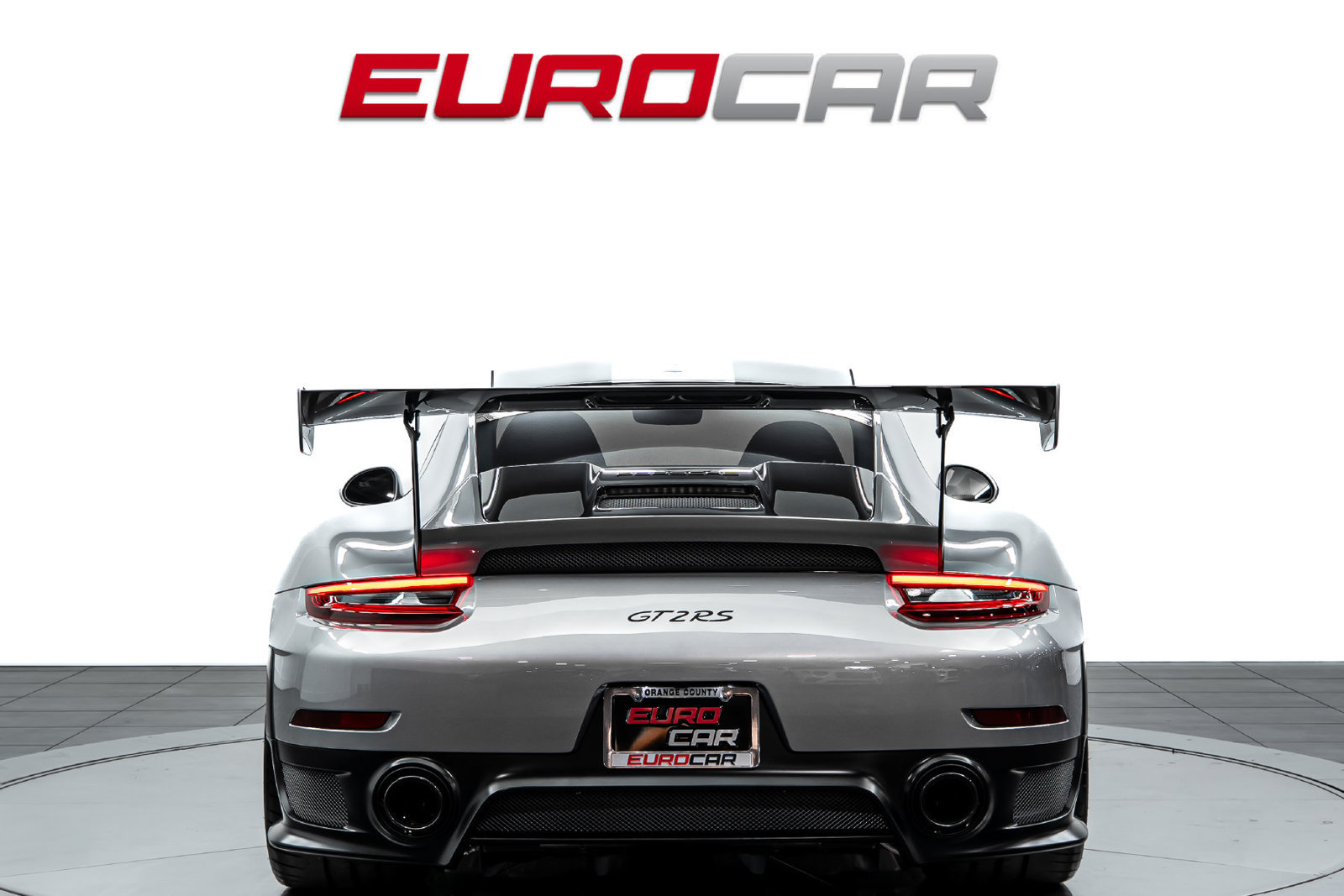 Used 2018 Porsche 911 GT2 RS RWD image 4