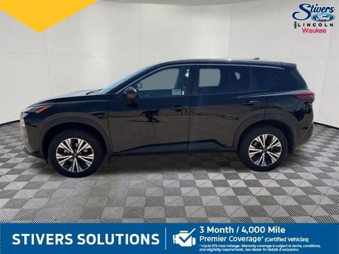 Used 2022 Nissan Rogue SV image 9