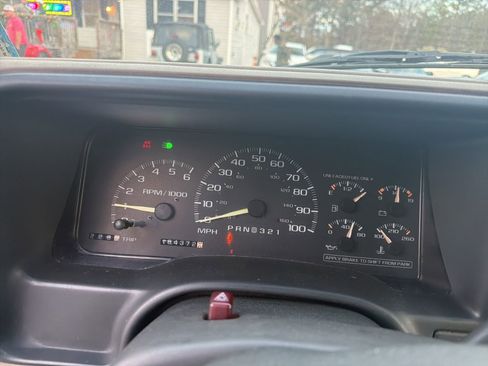 Used 1997 Chevrolet Silverado 1500 2WD Extended Cab w/ Preferred Equipment Group 2 image 10