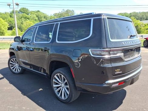 Used 2022 Jeep Grand Wagoneer Series II w/ Convenience Group III AWD/4WD image 29