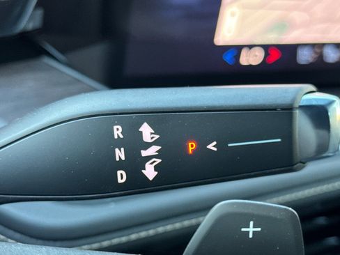 New 2026 Chevrolet Suburban Premier image 23