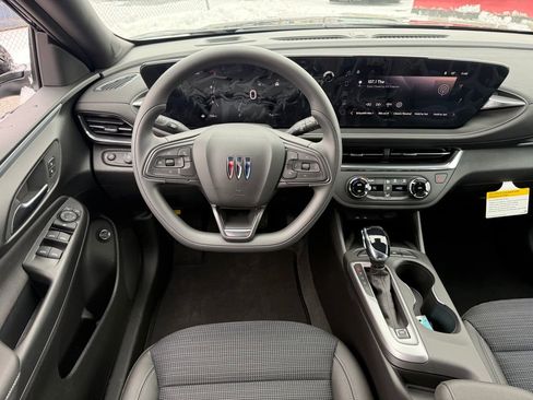 New 2026 Buick Envista Preferred w/ Convenience II Package image 21