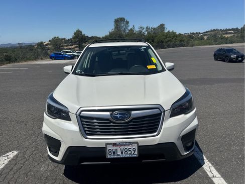 Used 2021 Subaru Forester Premium w/ Popular Package #1 AWD/4WD image 2