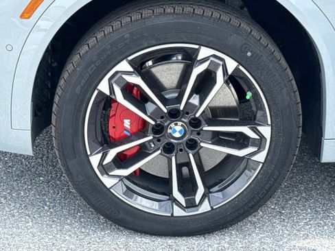 New 2026 BMW X2 xDrive28i w/ Technology Package AWD/4WD image 12