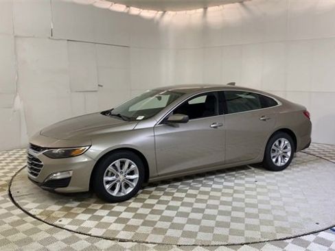 Used 2022 Chevrolet Malibu LT image 6