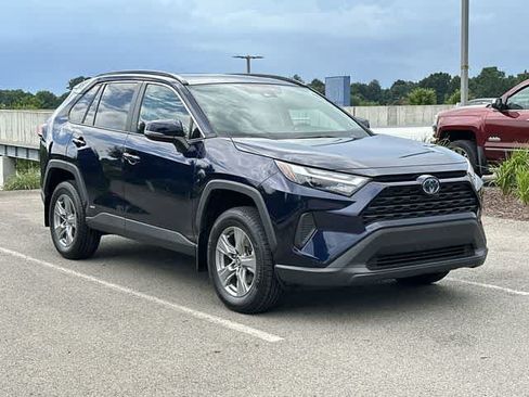 Used 2024 Toyota RAV4 XLE w/ Convenience Package AWD/4WD image 31