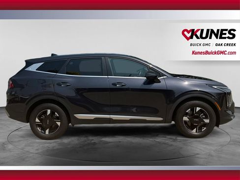 Used 2026 Kia Sportage LX FWD image 12