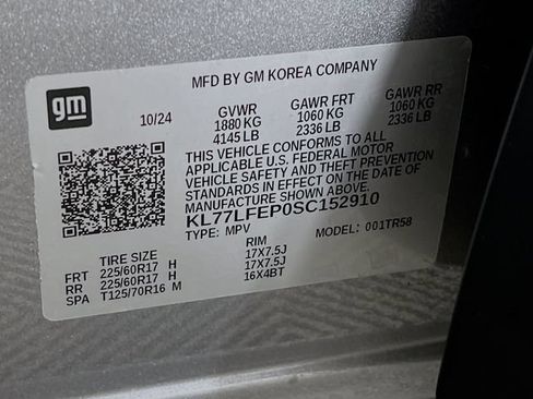 Used 2025 Chevrolet Trax LS w/ LS Convenience Package FWD image 11