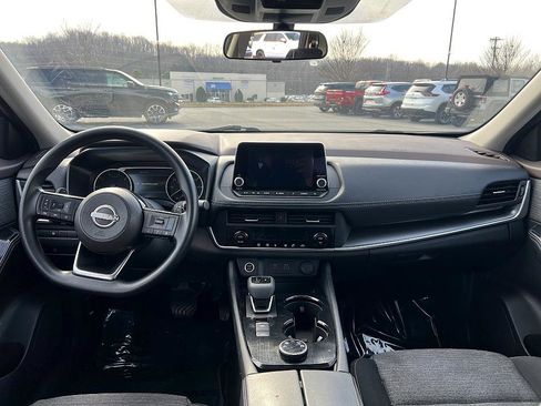 Certified 2023 Nissan Rogue SV image 10