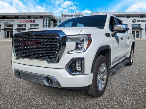 Used 2021 GMC Sierra 1500 Denali w/ Driver Alert Package II image 4