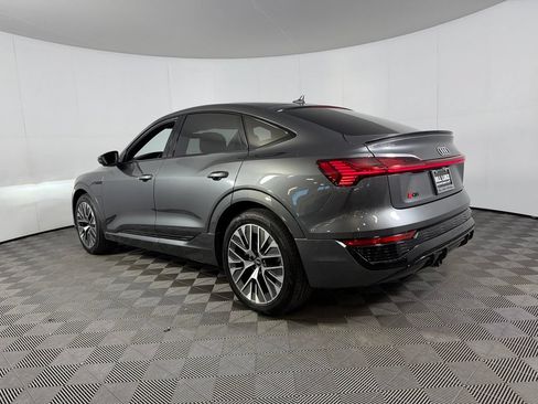 Used 2024 Audi Q8 e-tron Premium Plus w/ Premium Plus Package AWD/4WD image 10