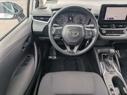 Used 2024 Toyota Corolla LE image 15