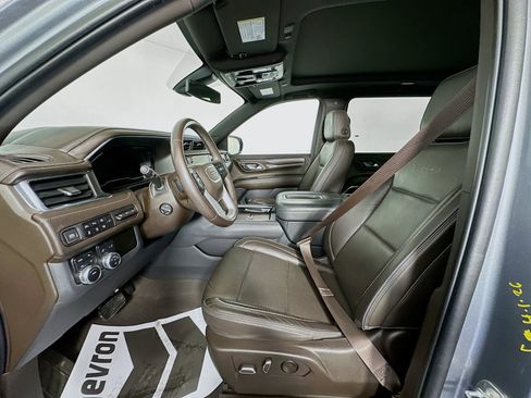 Used 2022 GMC Yukon XL Denali AWD/4WD image 22