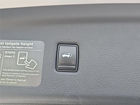 Used 2020 INFINITI QX50 Luxe w/ Navigation Package image 11