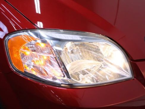 Used 2011 Chevrolet Aveo LT w/ Power and Convenience Package FWD image 22