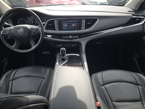 Used 2019 Buick Enclave Avenir w/ Avenir Technology Package image 15