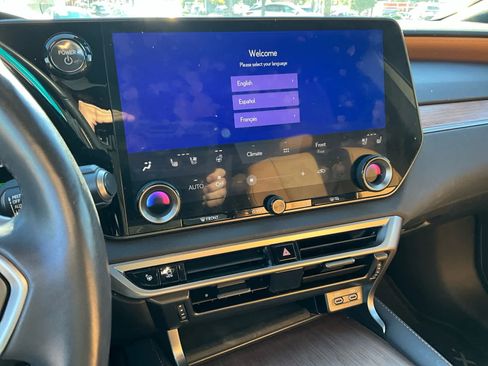 Used 2024 Lexus RX 350 Premium Plus image 41