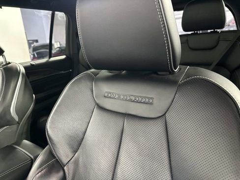 Used 2023 Jeep Grand Cherokee Overland w/ Luxury Tech Group IV image 29
