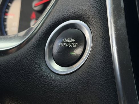 Used 2023 Chevrolet Traverse Premier w/ Redline Edition image 21