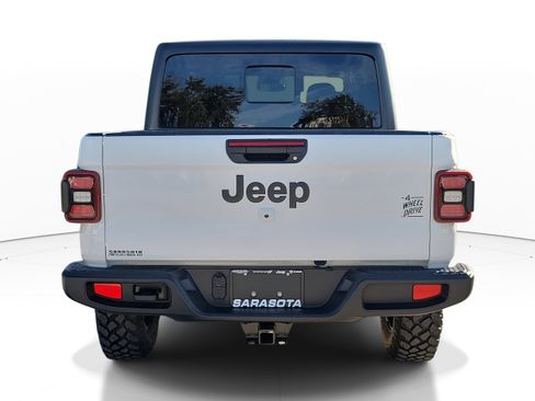 New 2026 Jeep Gladiator Willys image 4