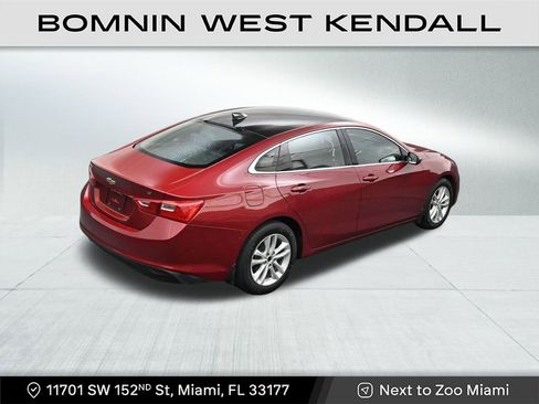 Used 2017 Chevrolet Malibu LT image 17