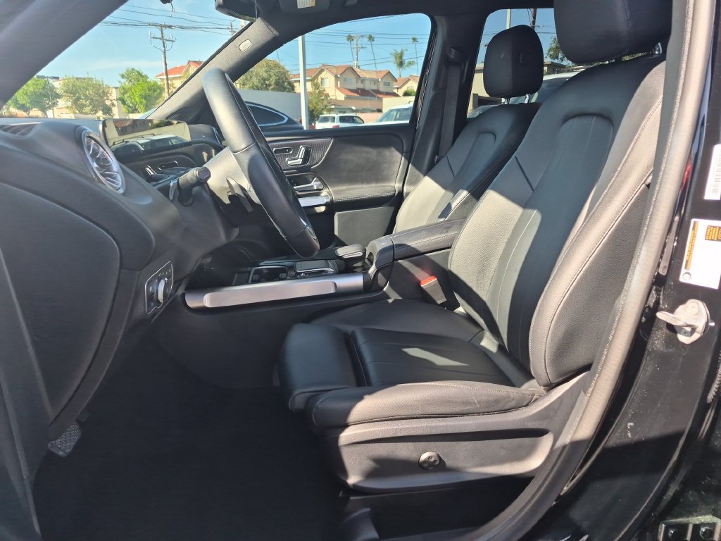 Used 2023 Mercedes-Benz GLB 250 image 15