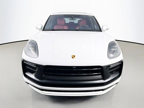 Used 2022 Porsche Macan GTS image 2