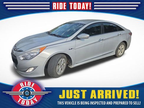Used 2015 Hyundai Sonata Hybrid FWD image 1