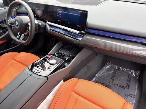 New 2026 BMW M5 w/ Carbon Package AWD/4WD image 12