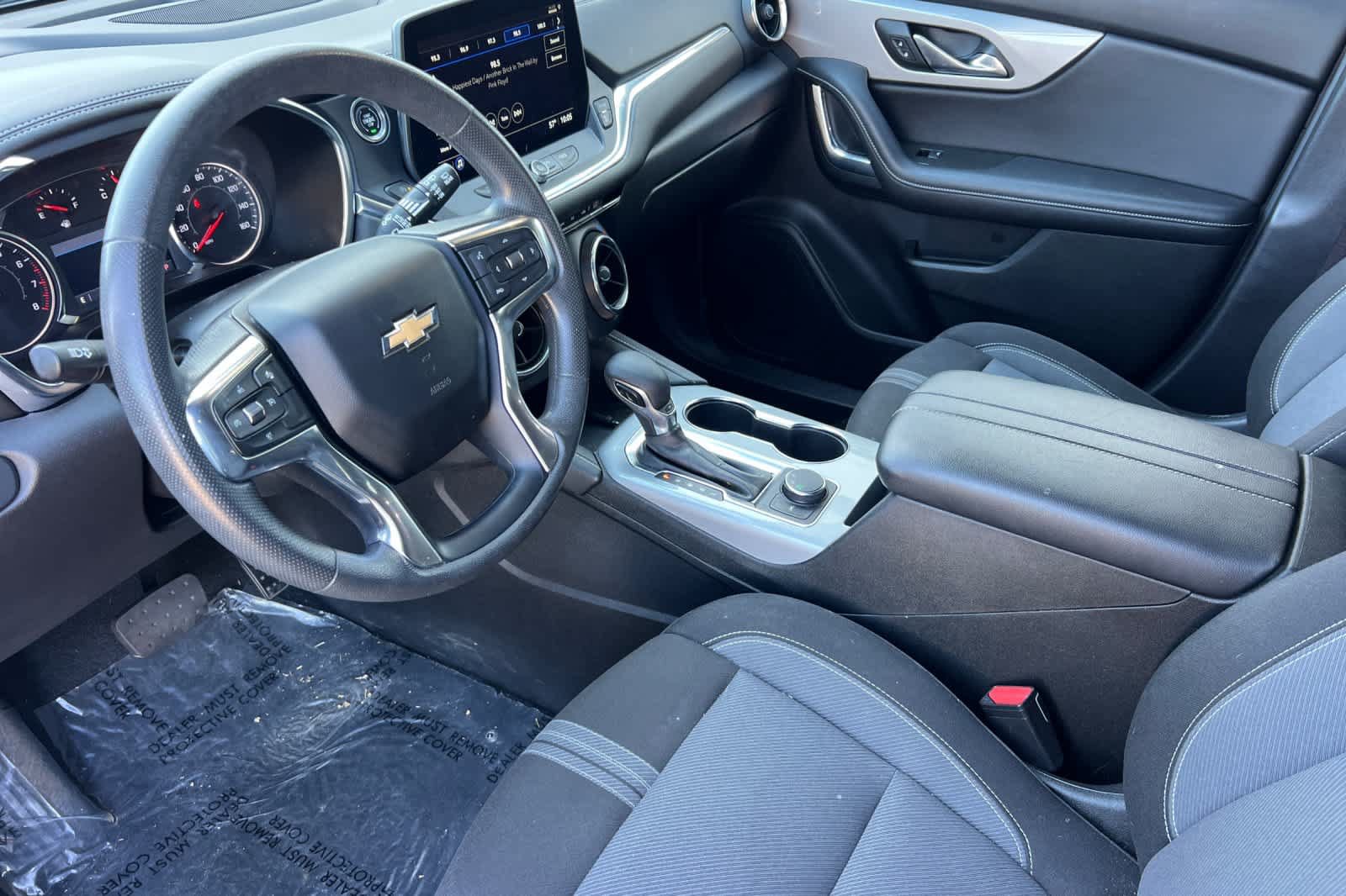 Used 2023 Chevrolet Blazer LT FWD image 9