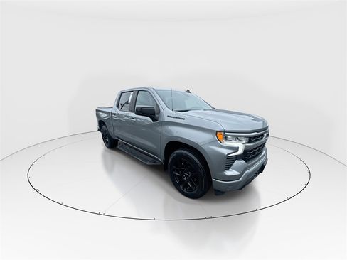 Used 2023 Chevrolet Silverado 1500 RST w/ LPO, Dark Essentials Package image 2