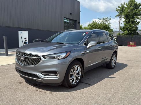 Used 2021 Buick Enclave Avenir w/ Avenir Technology Package AWD/4WD image 7