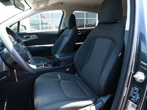 Used 2024 Kia Sportage LX AWD/4WD image 23