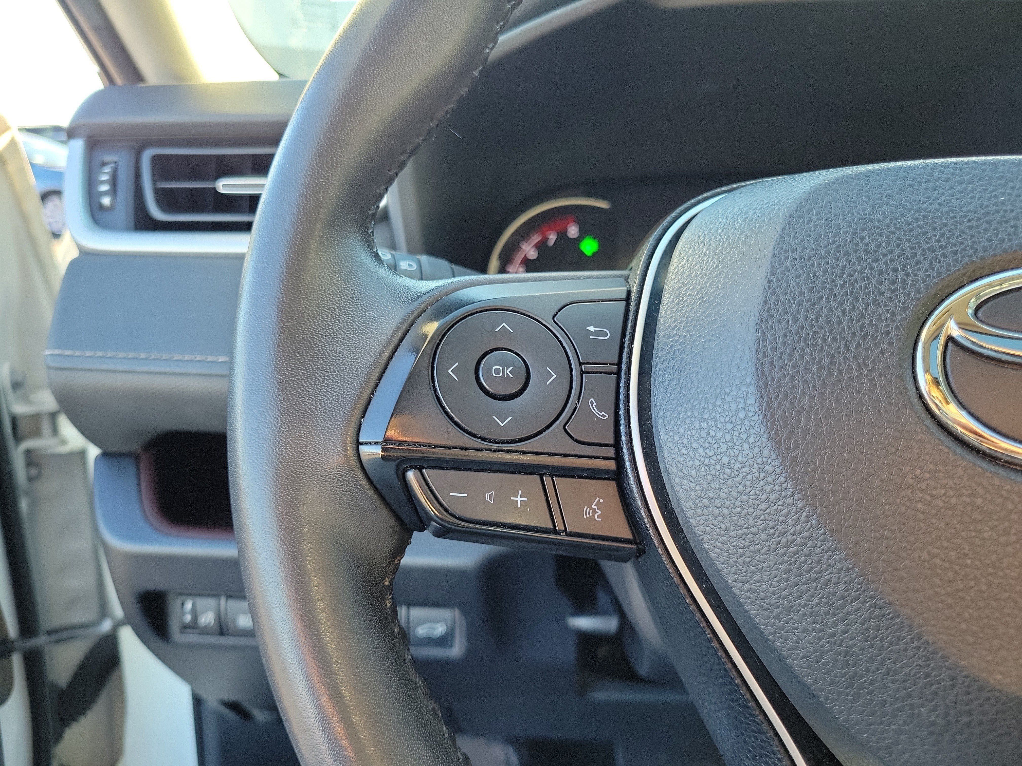 Used 2019 Toyota RAV4 Limited w/ All Weather Liner Package AWD/4WD image 22
