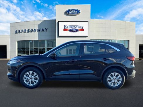 Used 2023 Ford Escape Active w/ Tech Pack #2 image 7