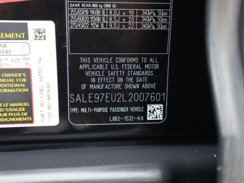 Used 2020 Land Rover Defender 110 HSE image 10