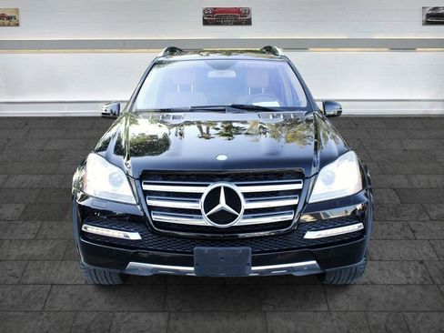 Used 2012 Mercedes-Benz GL 550 4MATIC image 2