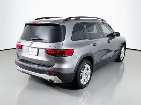 Used 2023 Mercedes-Benz GLB 250 4MATIC image 9