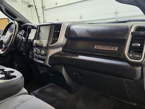 Used 2024 RAM 2500 Big Horn AWD/4WD image 22