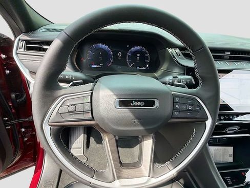 New 2026 Jeep Grand Cherokee L Limited AWD/4WD image 12