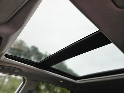 Certified 2023 Nissan Rogue SV w/ SV Premium B Package image 28