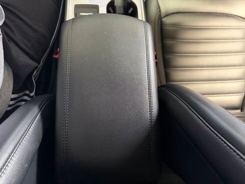 Used 2023 Ford Edge SEL w/ Convenience Package image 35