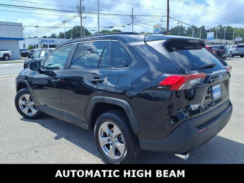 Used 2023 Toyota RAV4 XLE FWD image 5