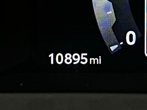 Certified 2025 Toyota Tacoma SR image 16