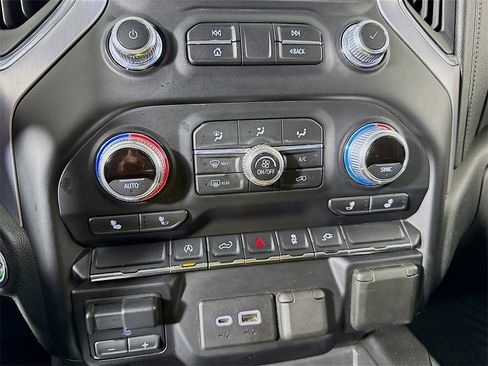 Used 2020 GMC Sierra 1500 Elevation w/ Elevation Value Package image 15